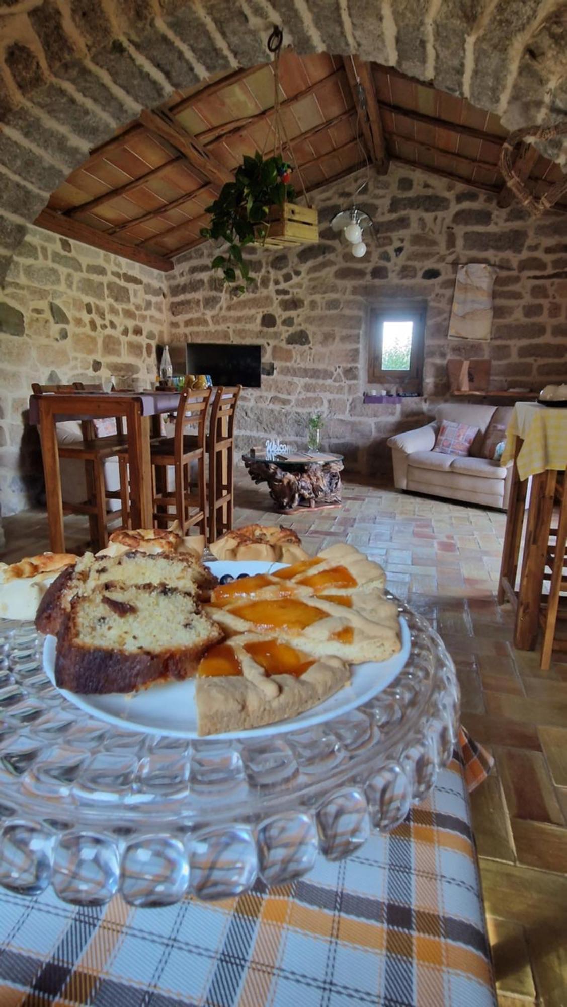 Limbara Dreaming Hotel Tempio Pausania Kültér fotó